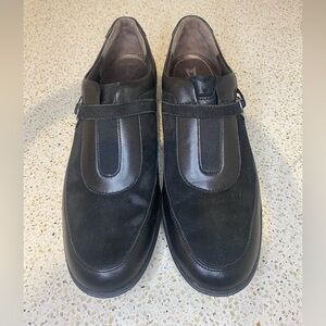 Women’s Mephisto air-relax sneakers size 8